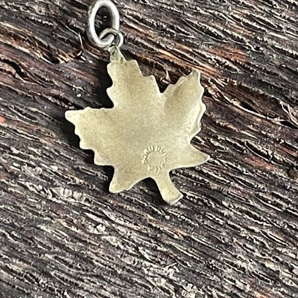 Canadian Sterling Silver Maple Leaf Pendant Charm Canada Souvenir Jewelry Gift - Picture 4 of 6